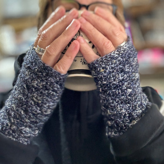 Cashmere Crochet Wristwarmers