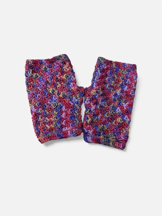 Merino Crochet Wristwarmers