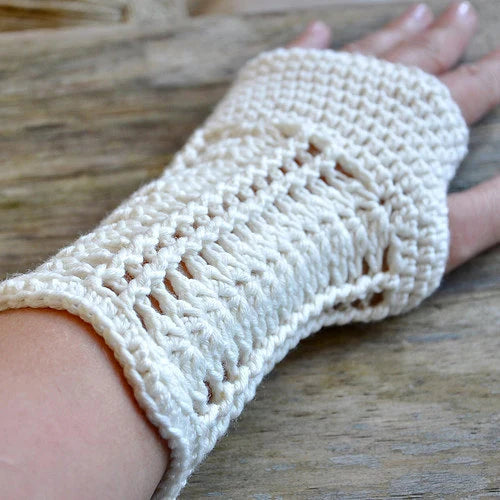 Romantic Fingerless Gloves Crochet Pattern (Digital Download)