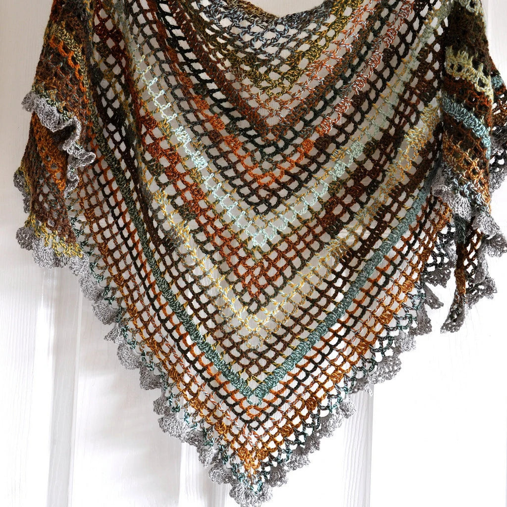 Triangular Boho Shawl Crochet Pattern (Digital Download)