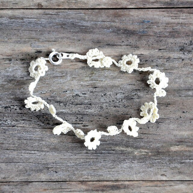 Delicate crochet flower daisy chain bracelet
